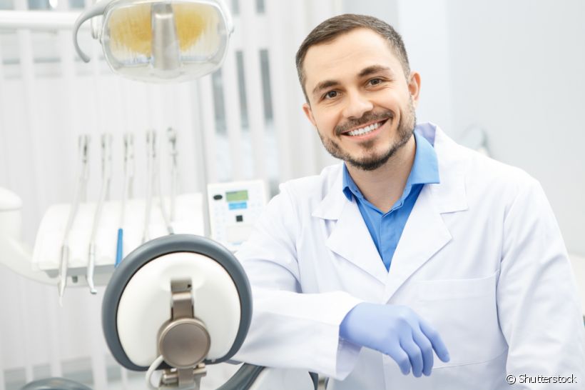 Mais do que tratar do seu sorriso, o dentista é responsável por cuidar da sua saúde. Saiba mais sobre a importância desse profissional na sua vida!