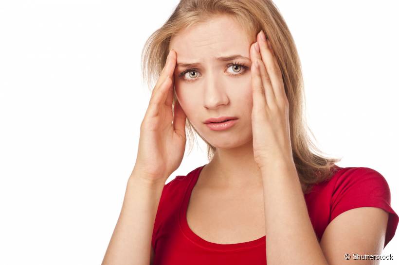 Dor de cabeça nem sempre significa uma enxaqueca. Isso também pode ser um sinal de disfunção da ATM, a articulação temporomandibular
