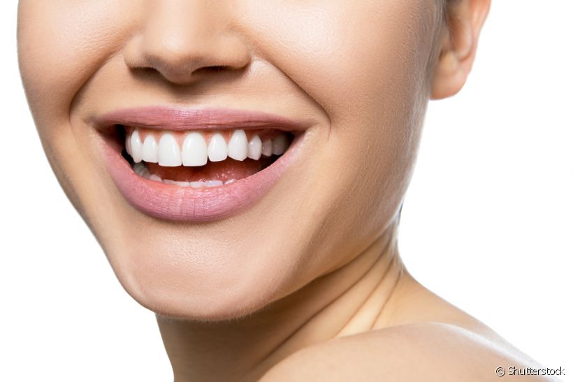 Se você está pensando em fazer clareamento dental, é importante saber o que levar em consideração na escolha do tipo